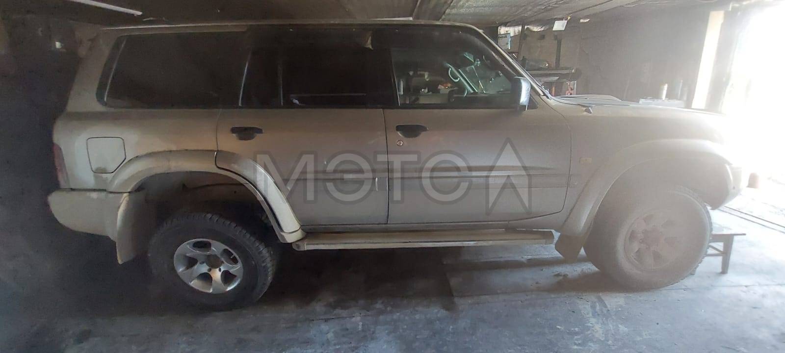 Nissan Patrol, 2001 года, 158 лс, 250000 км, полный привод, АКПП