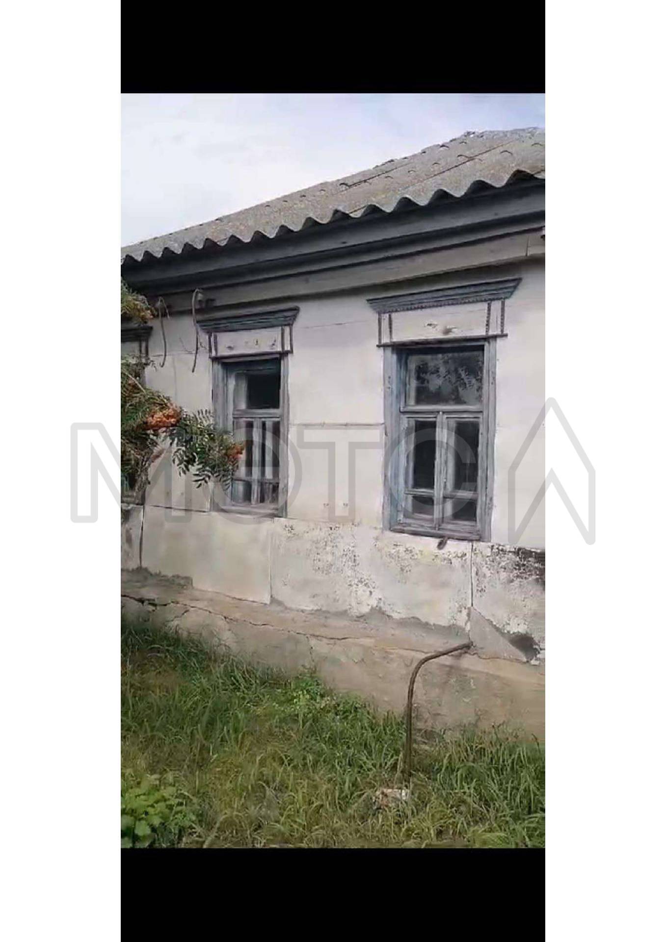 1/4 доля дома и 1/4 доля земельного участка в Воронежской обл.