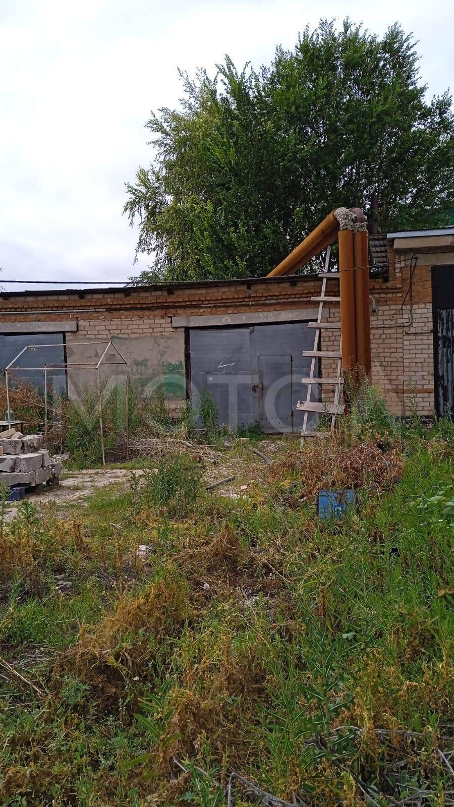 Гараж 106,4 кв.м. и земельный участок 793+/-49 кв.м. в Оренбургской обл.