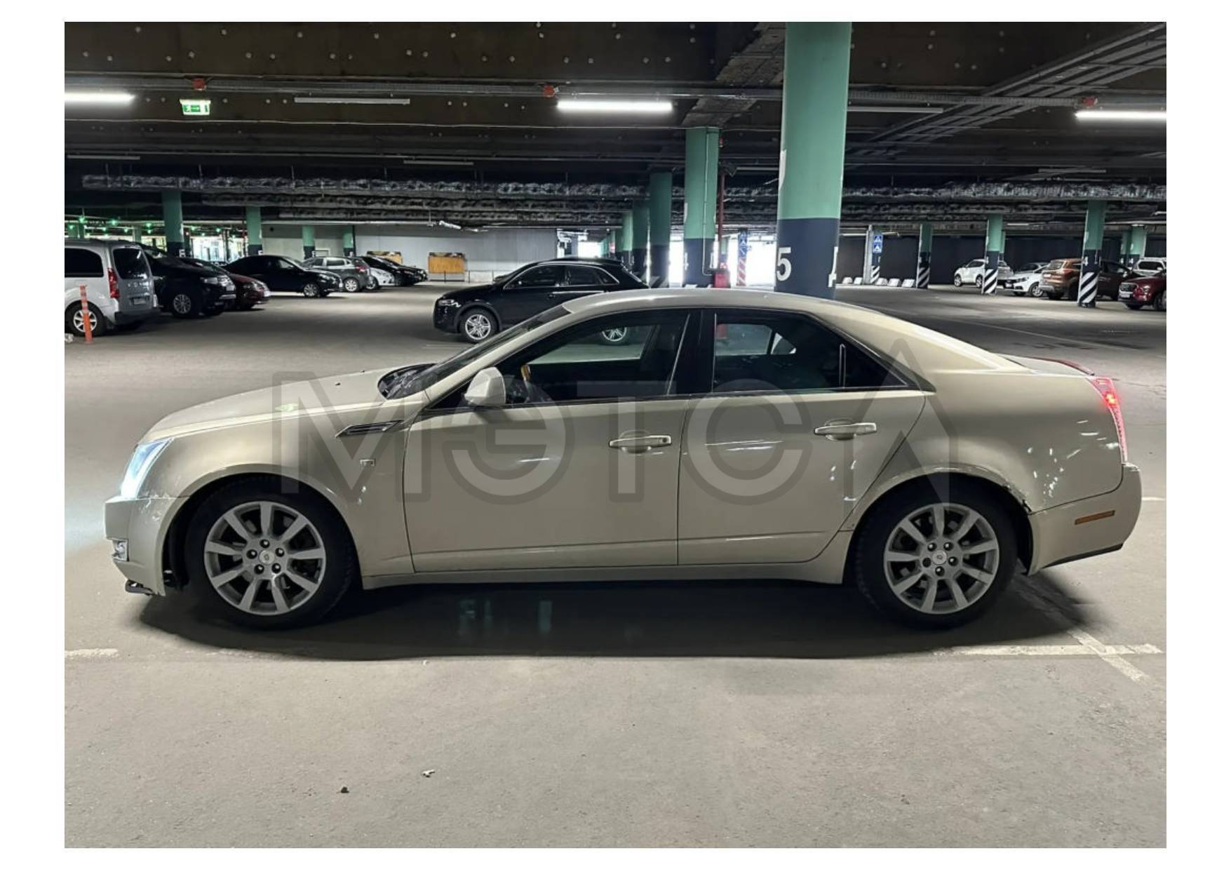 Cadillac CTS, 2009 года, 215 лс
