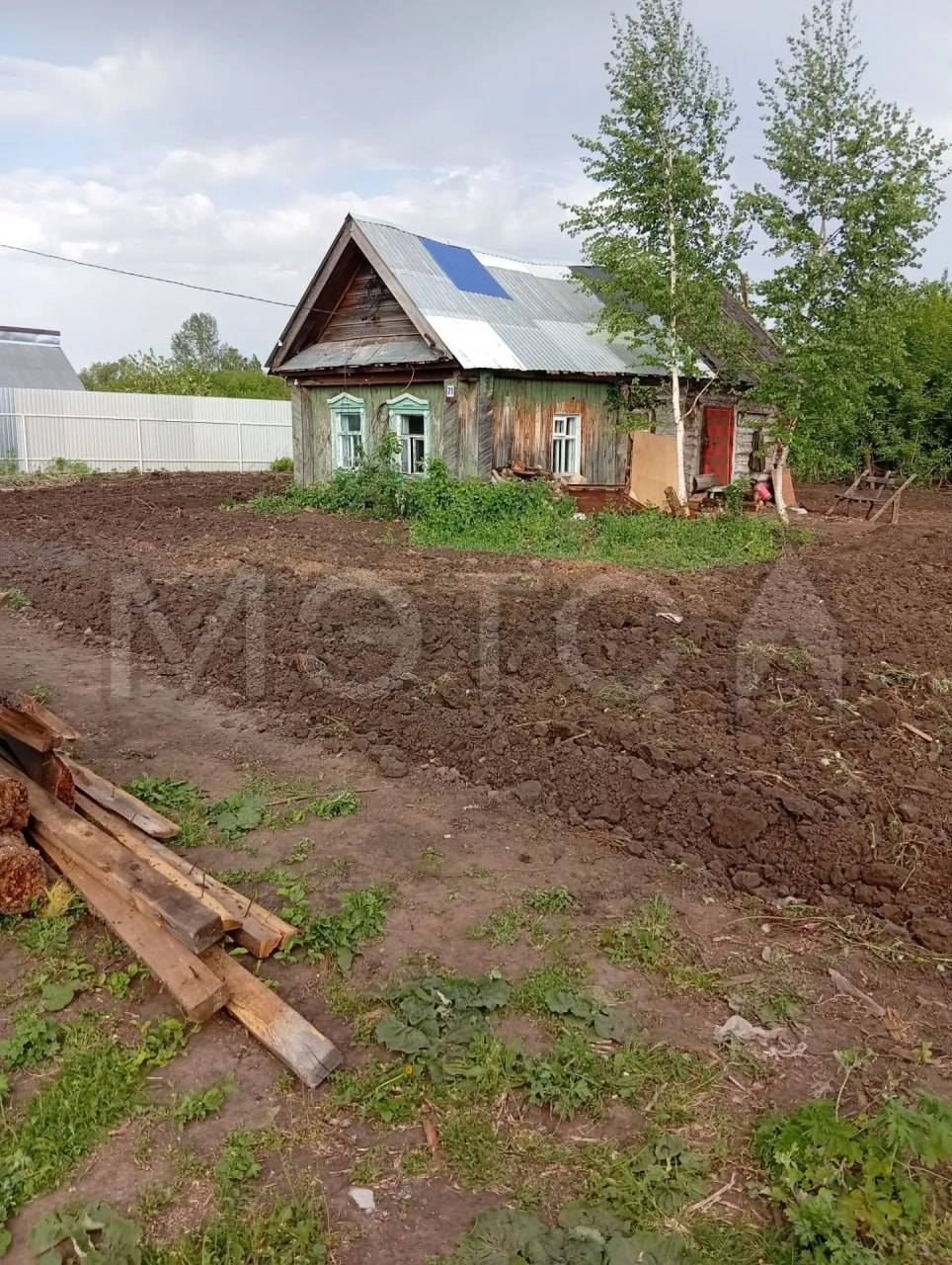 Дом 25,7 кв.м. и земельный участок 2100 кв.м. в Ульяновской обл.