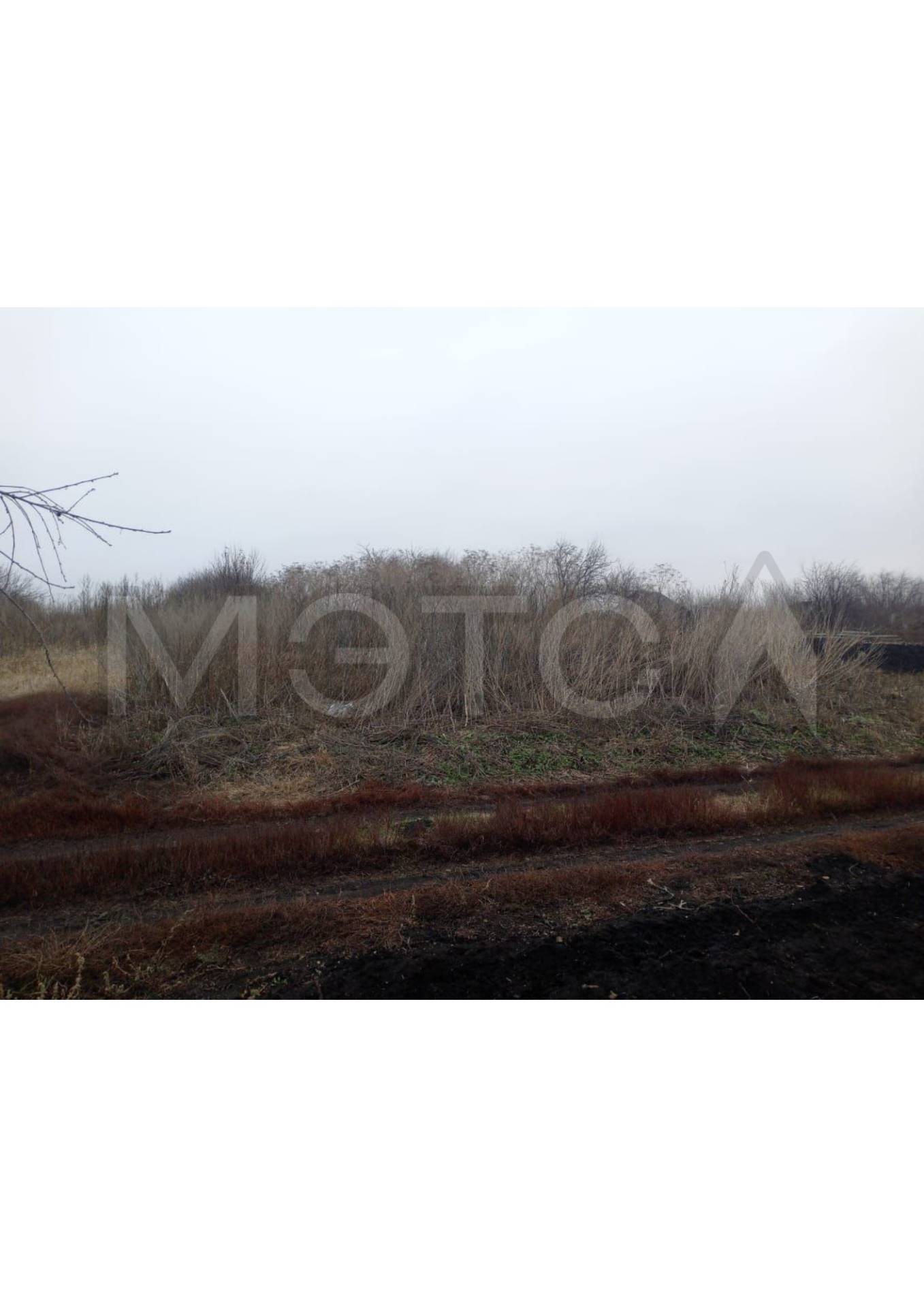 Земельный участок в Оренбургской обл., 468 кв.м.