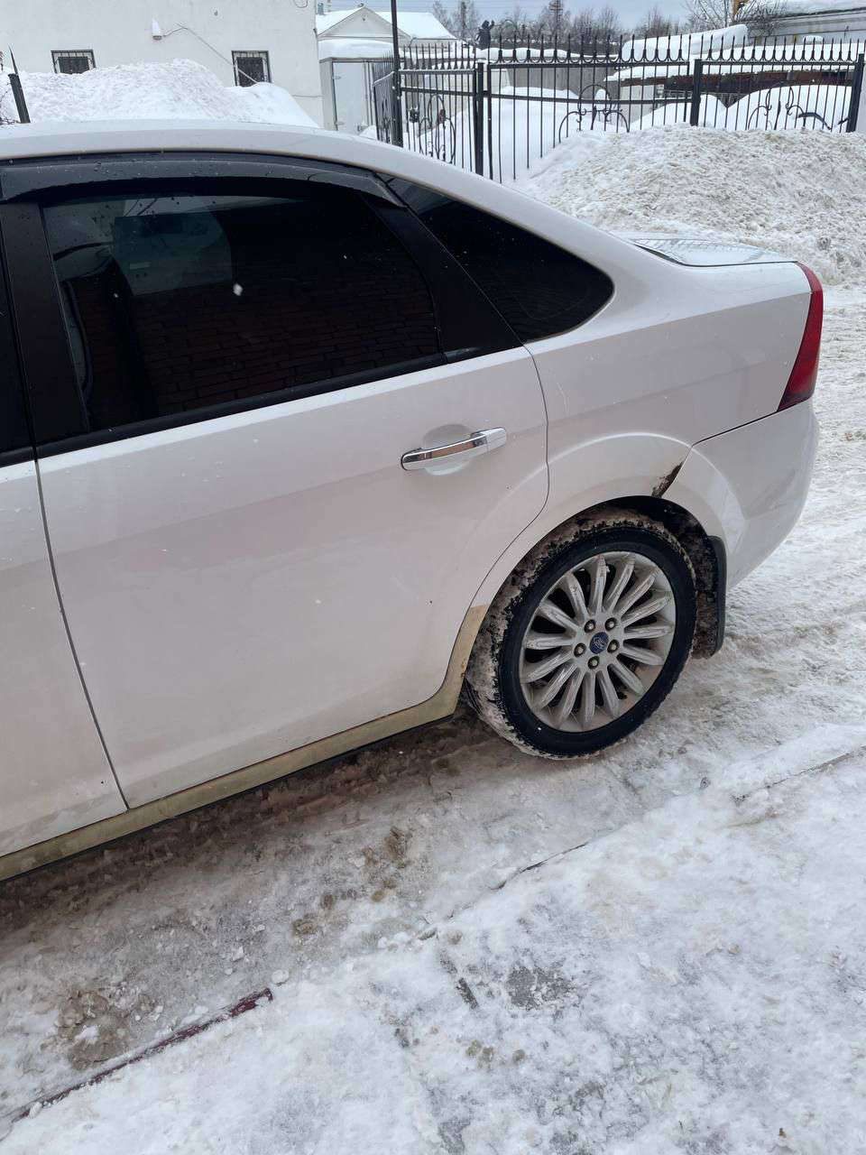 Ford Focus, 2010 года, 100 лс