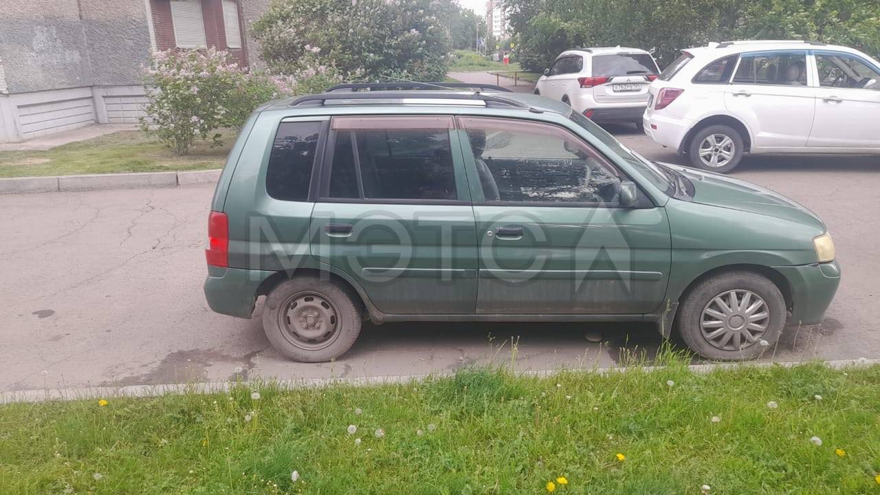 Mazda Demio, 2000 года, 83 лс, АКПП