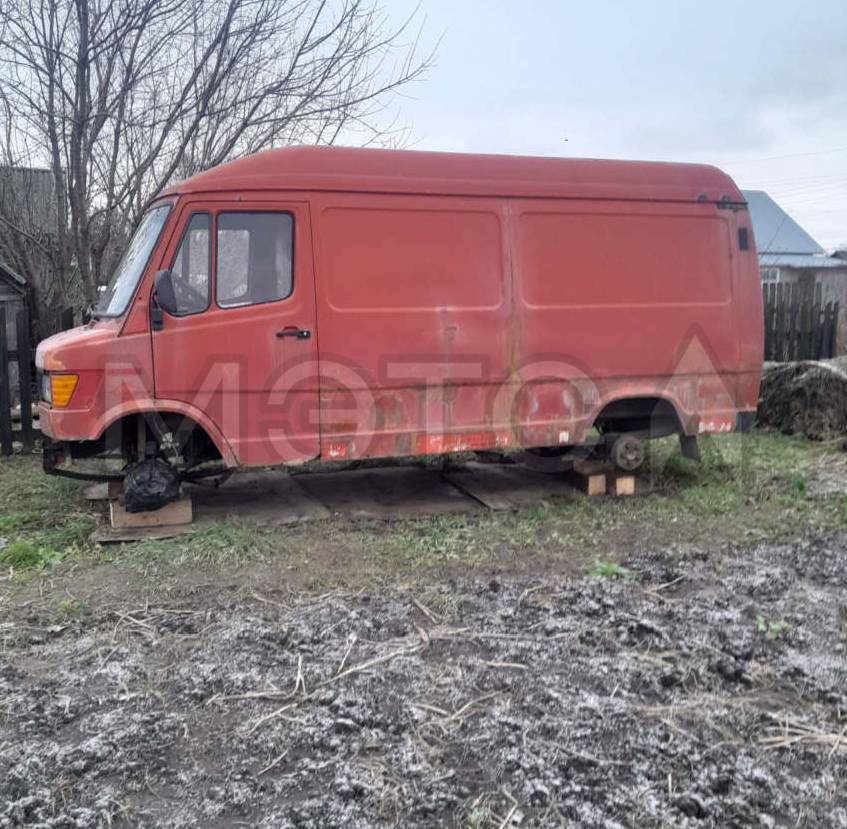 МЕRСЕDЕS ВЕNZ 310D, 1995 года