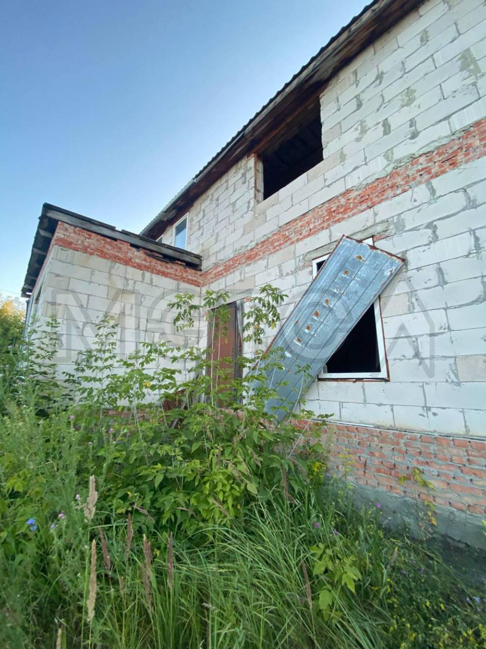 Дом 203,2 кв.м. и земельный участок 2122 кв.м. в Челябинской обл.