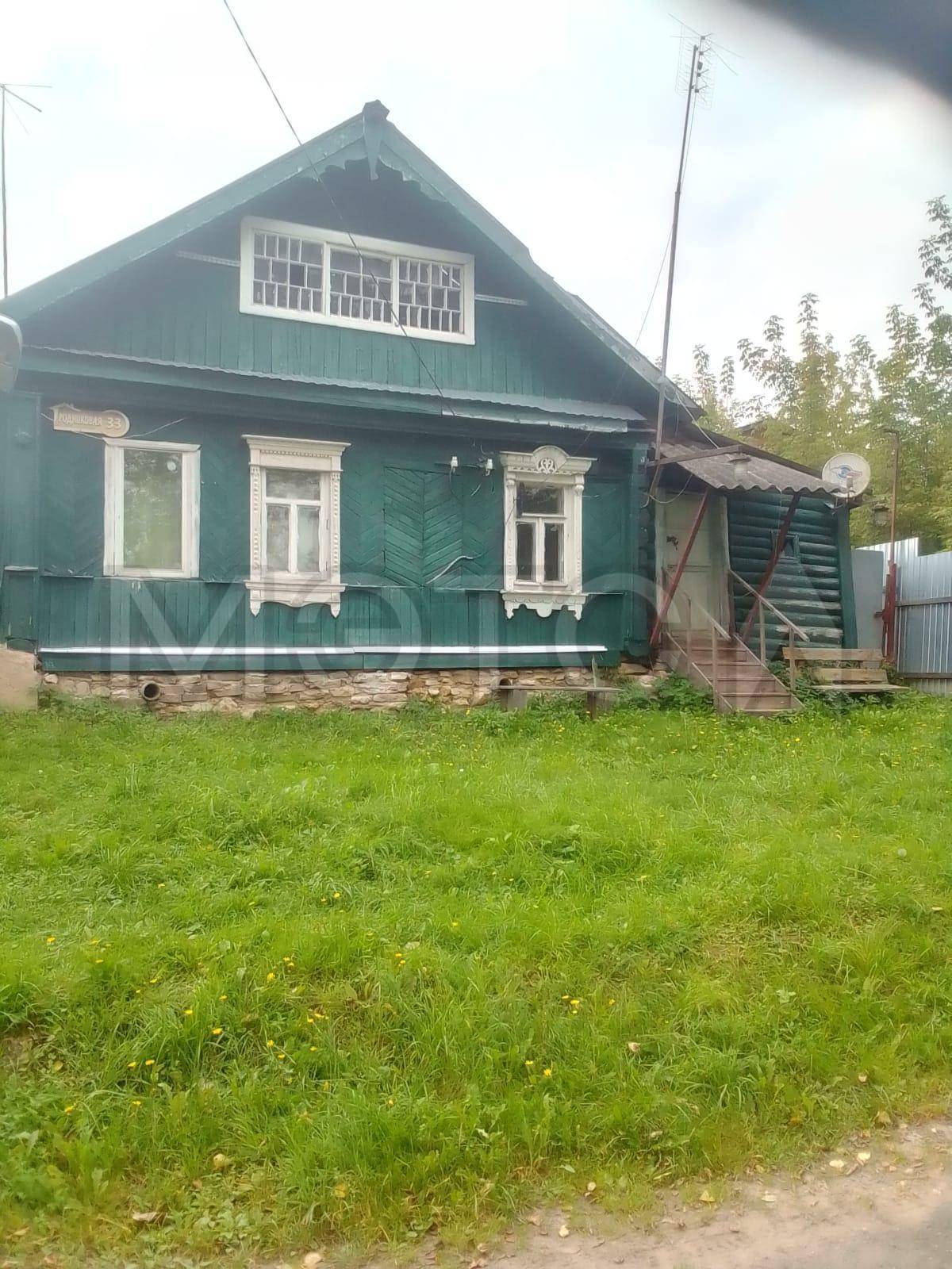 1/2 доля дома и 1/2 доля земельного участка в Московской обл.