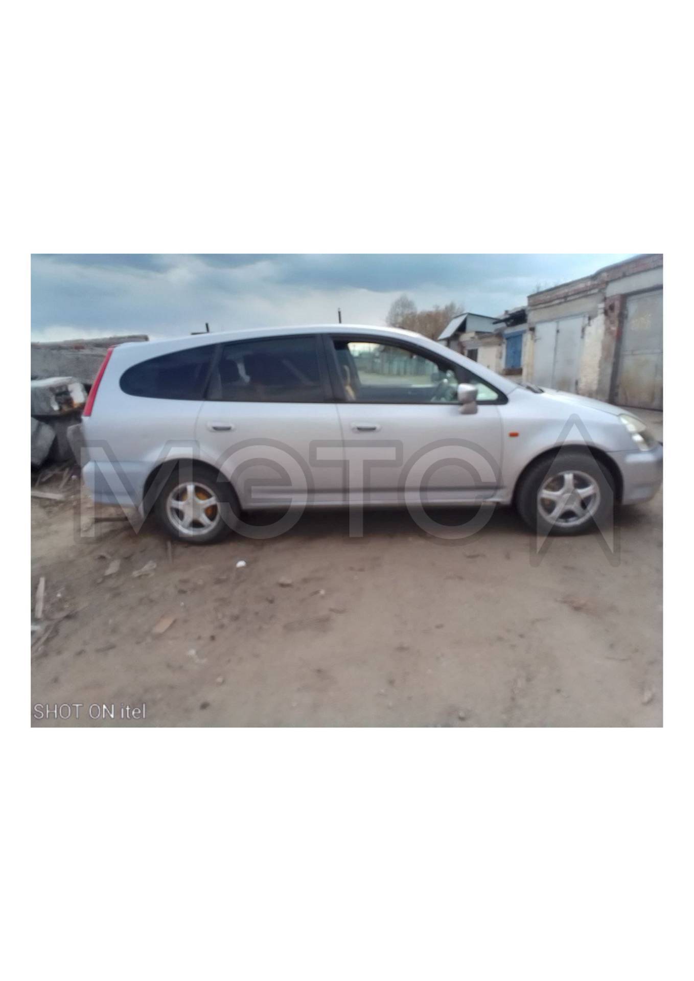 Honda Stream, 2001 года, 130 лс, полный привод, АКПП