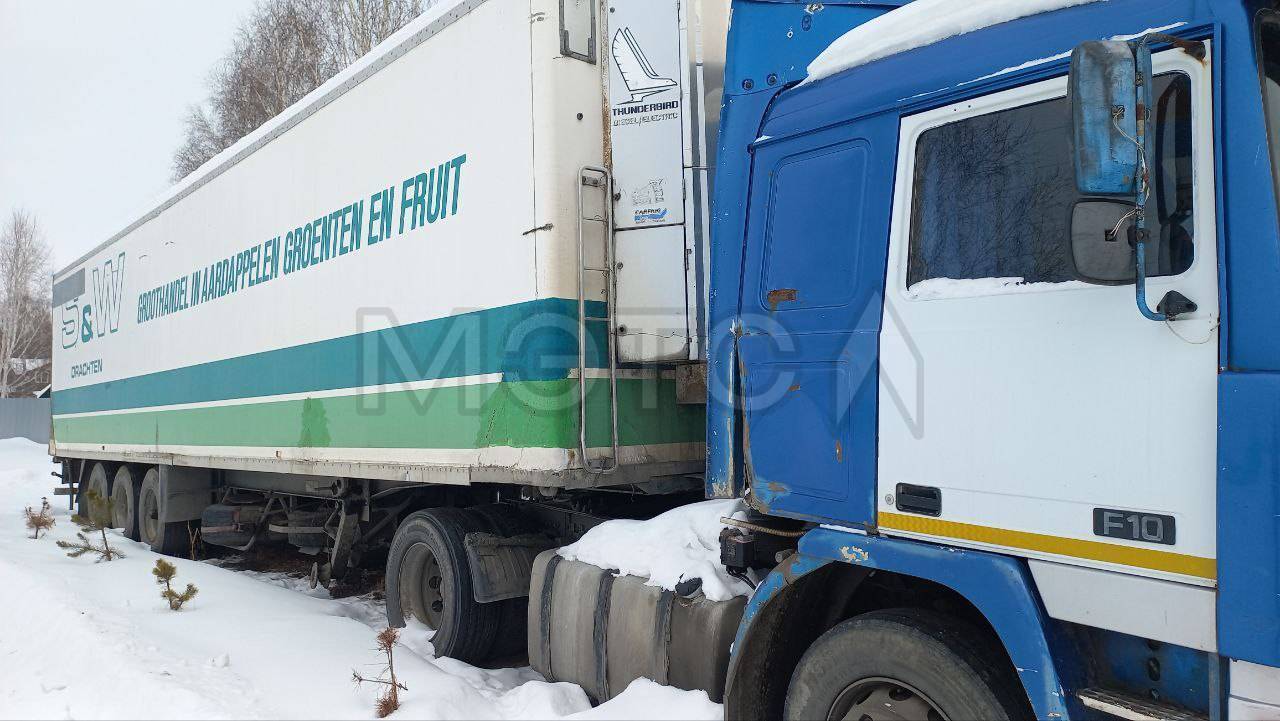 Грузовой (седельный тягач) автомобиль VOLVO F12, 1988 года