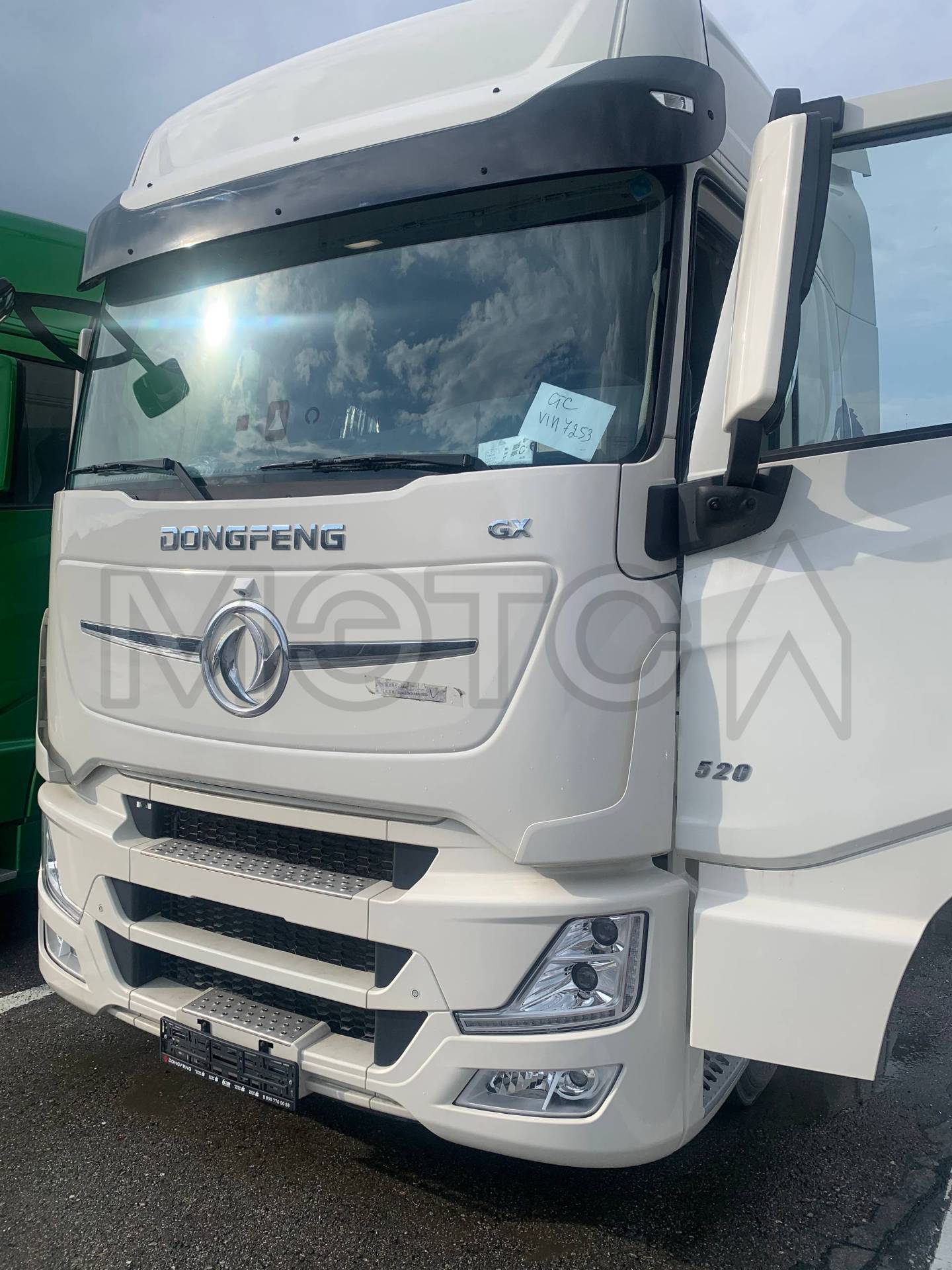 Седельный тягач Dongfeng GX 4x2, 2024 года