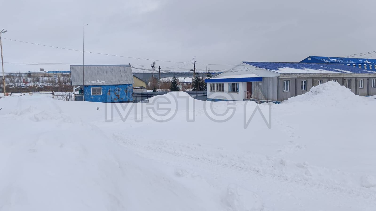 Здание административно-бытового корпуса ООО "СЭМНП" в Коми, 229,8 кв.м.