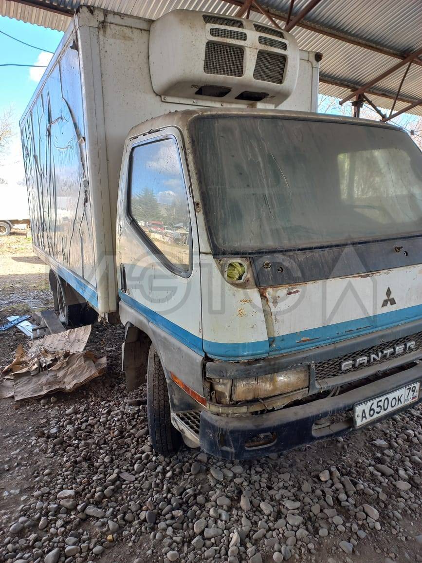 Mitsubishi Canter, 1990 года