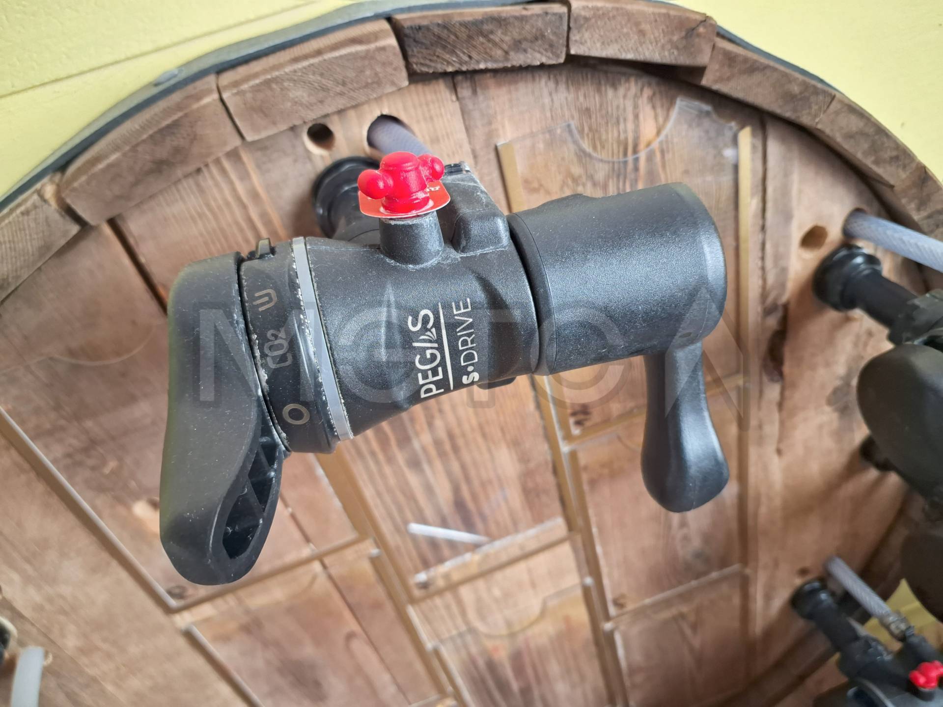 Пеногаситель PEGAS S-DRIVE, б/у. Количество 40 шт.