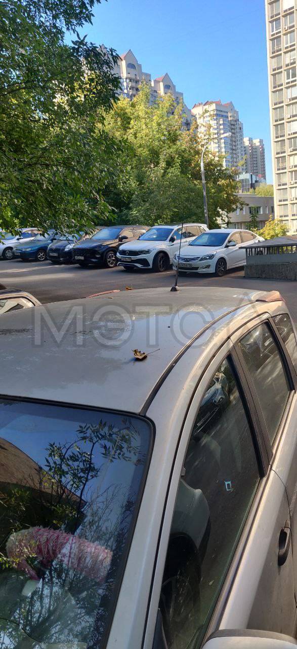 Nissan Note, 2012 года, 79 лс, 200000 км, АКПП