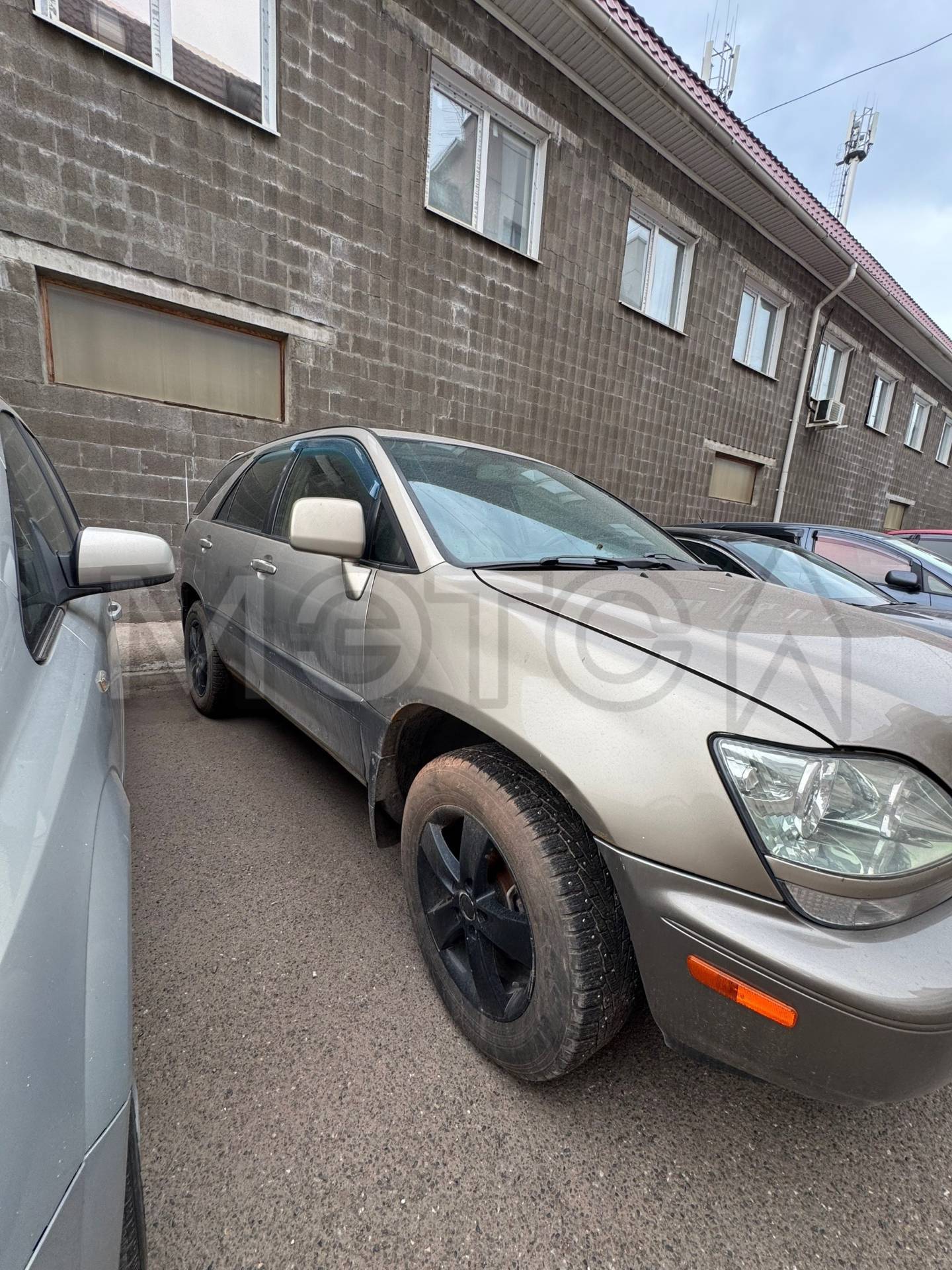 Lexus RX, 1999 года, 223 лс, 288618 км, полный привод, АКПП