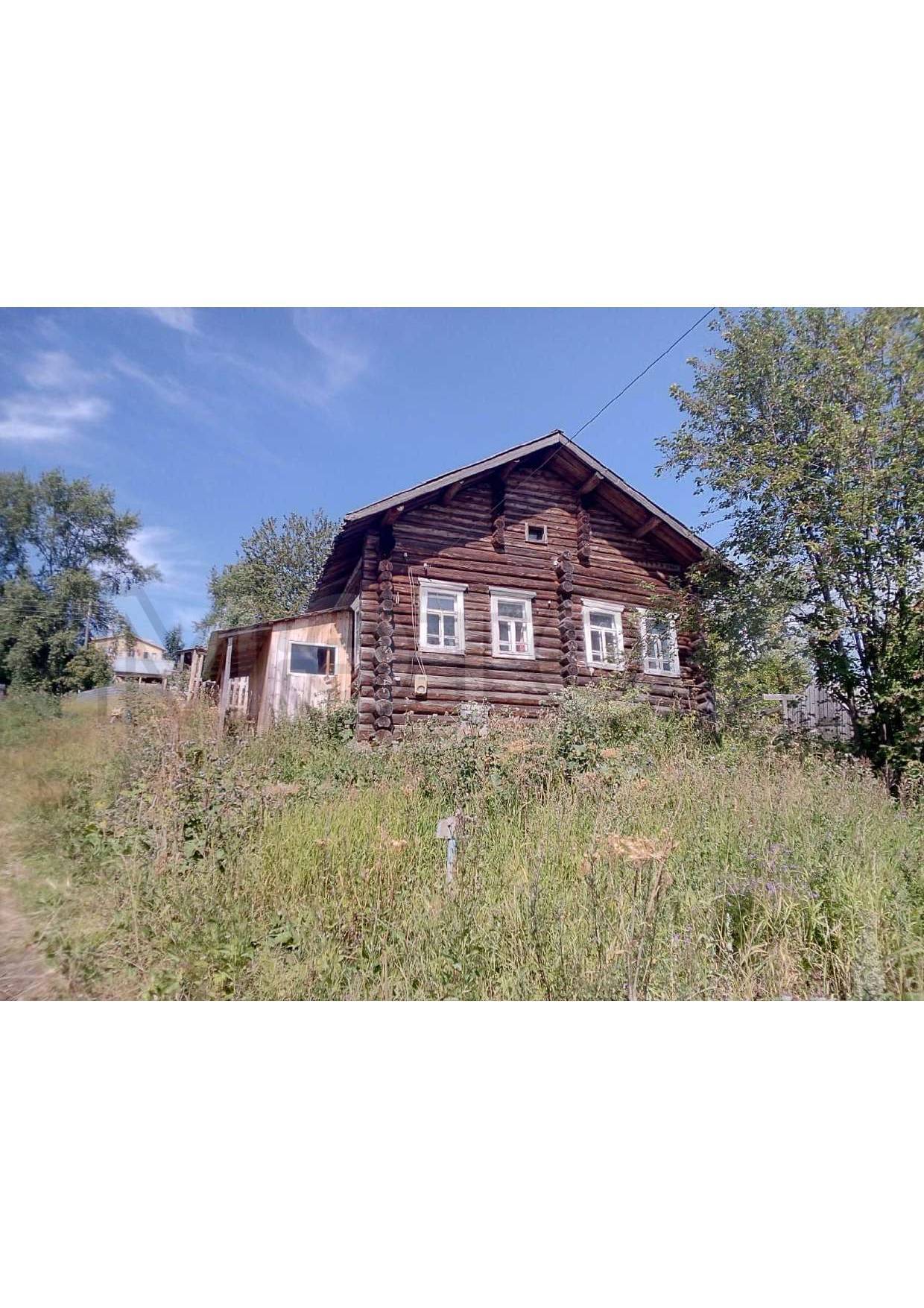 1/2 доля дома и 1/2 доля земельного участка в Коми