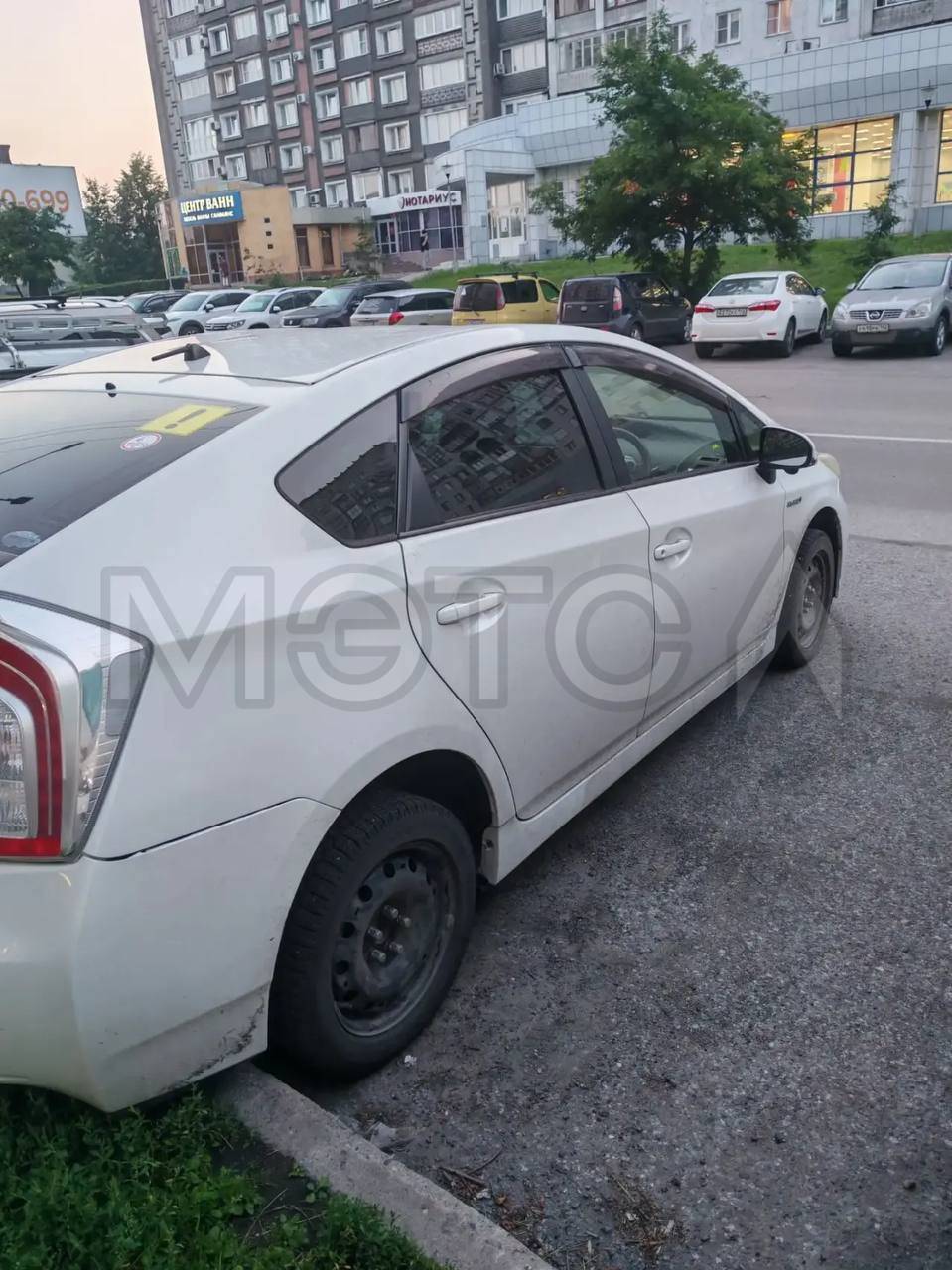 Toyota Prius, 2012 года, 204000 км