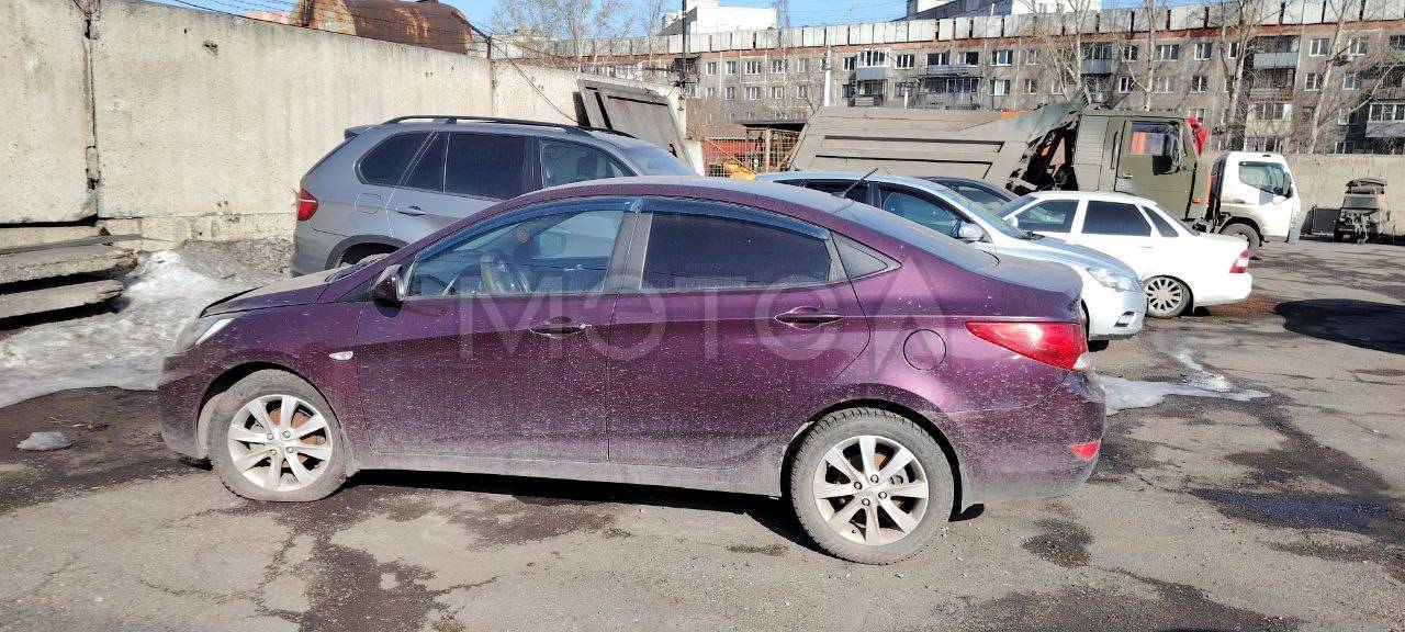 Hyundai Solaris, 2011 года, 107 лс, 150000 км, АКПП