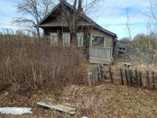 Дом 38,9 кв.м. и земельный участок 1500 кв.м. в Костромской обл.