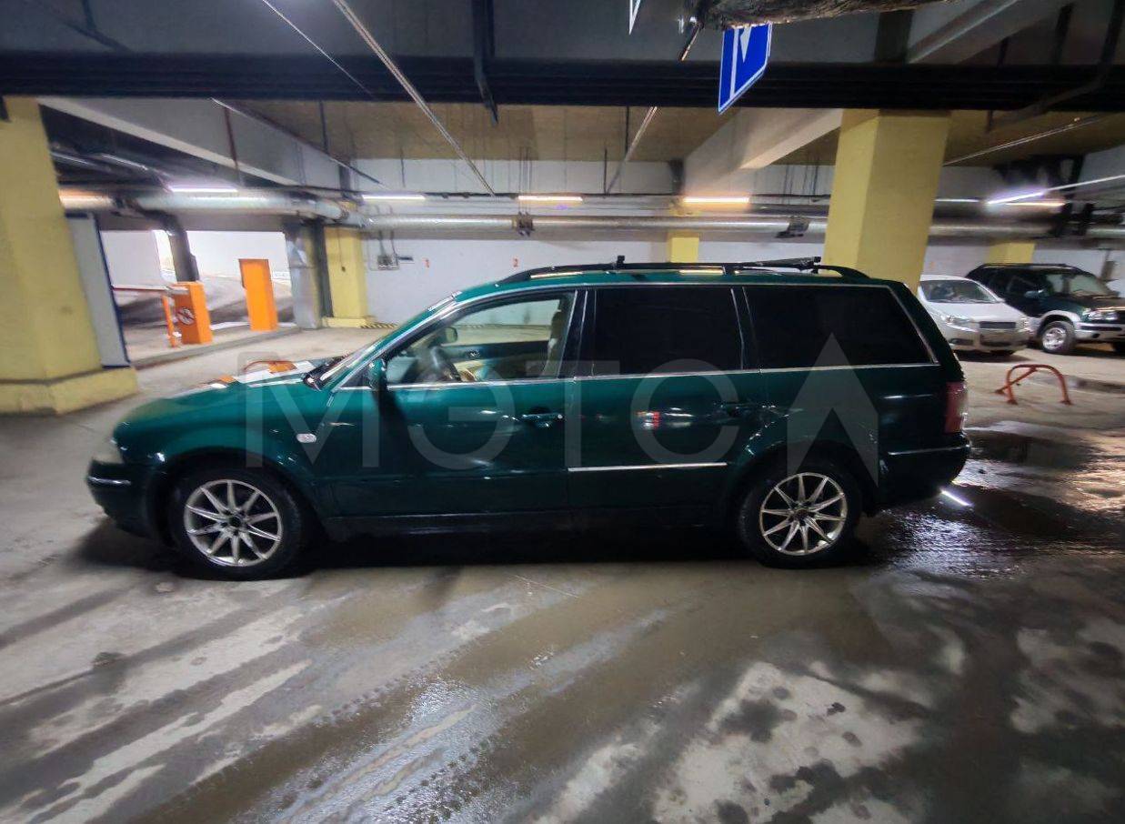 Volkswagen Passat, 2002 года, 150 лс, 125000 км, АКПП