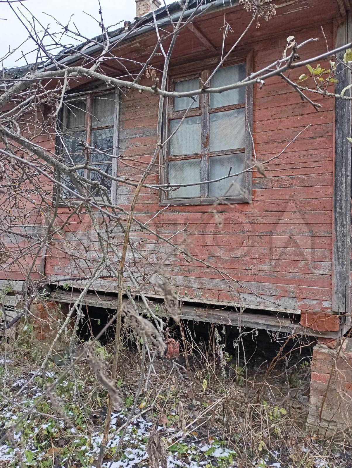 1/6 доля дома и 1/6 доля земельного участка в Московской обл.