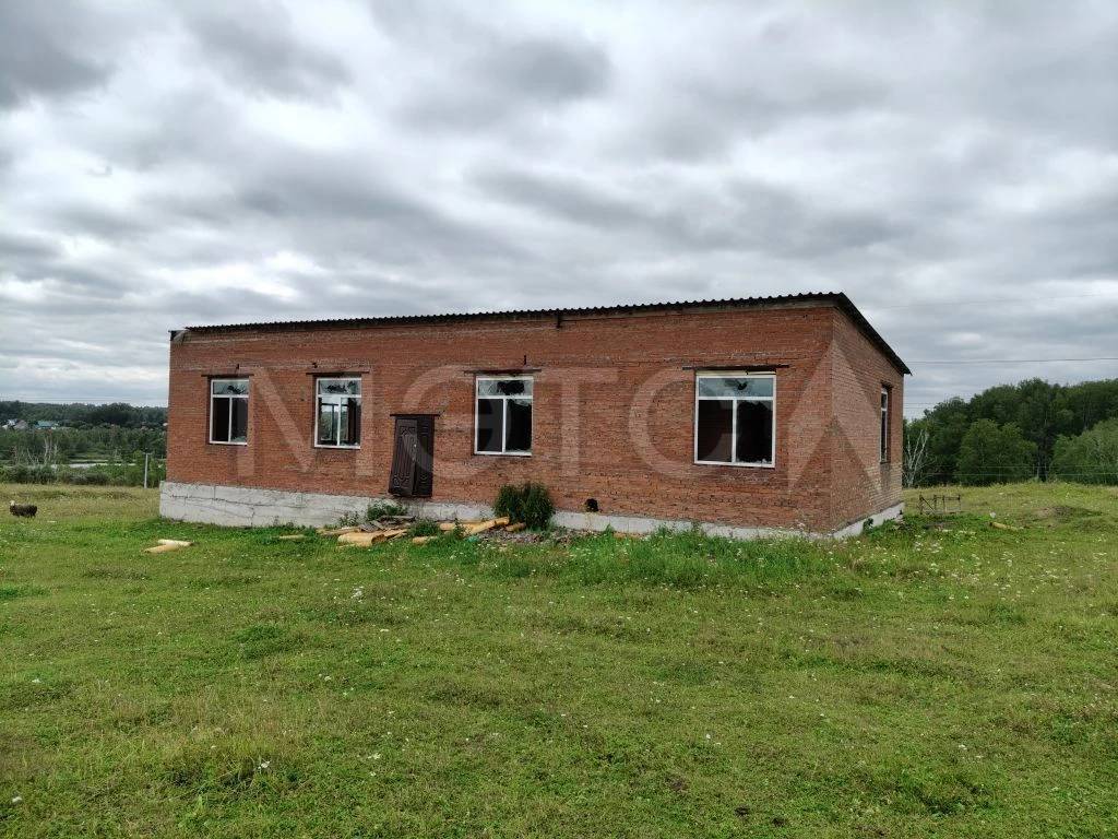 Здание в Новосибирской обл., 182,9 кв.м.