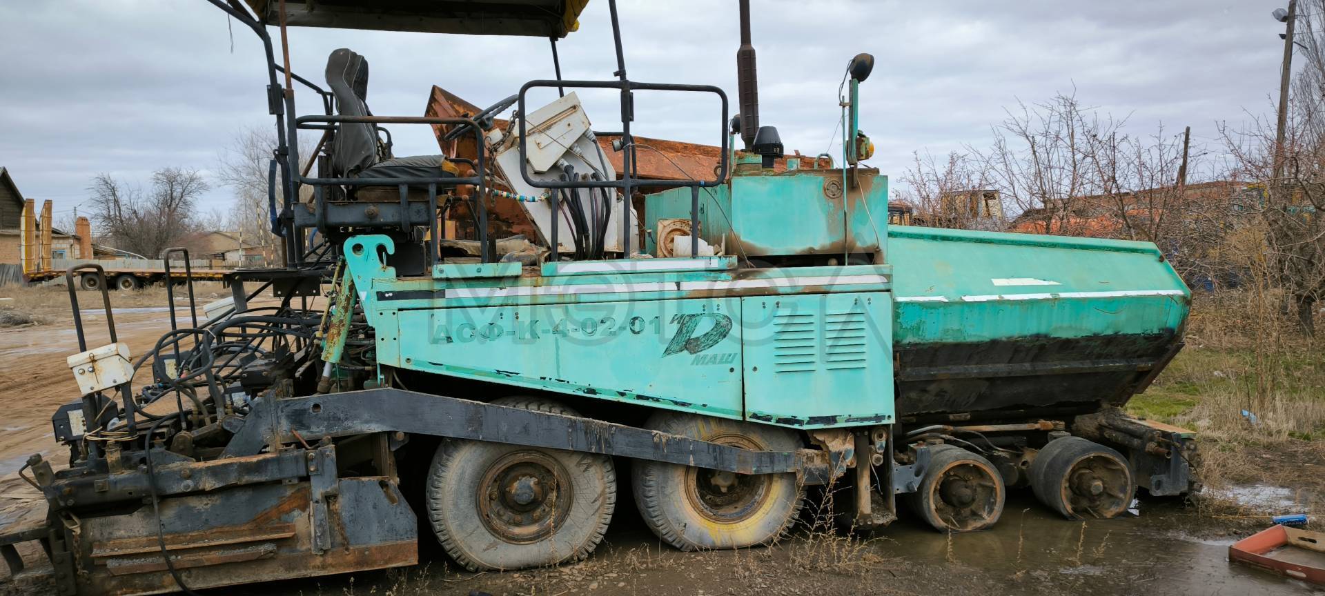 Асфальтоукладчик АСФ-К-4-02-01, 2006 года