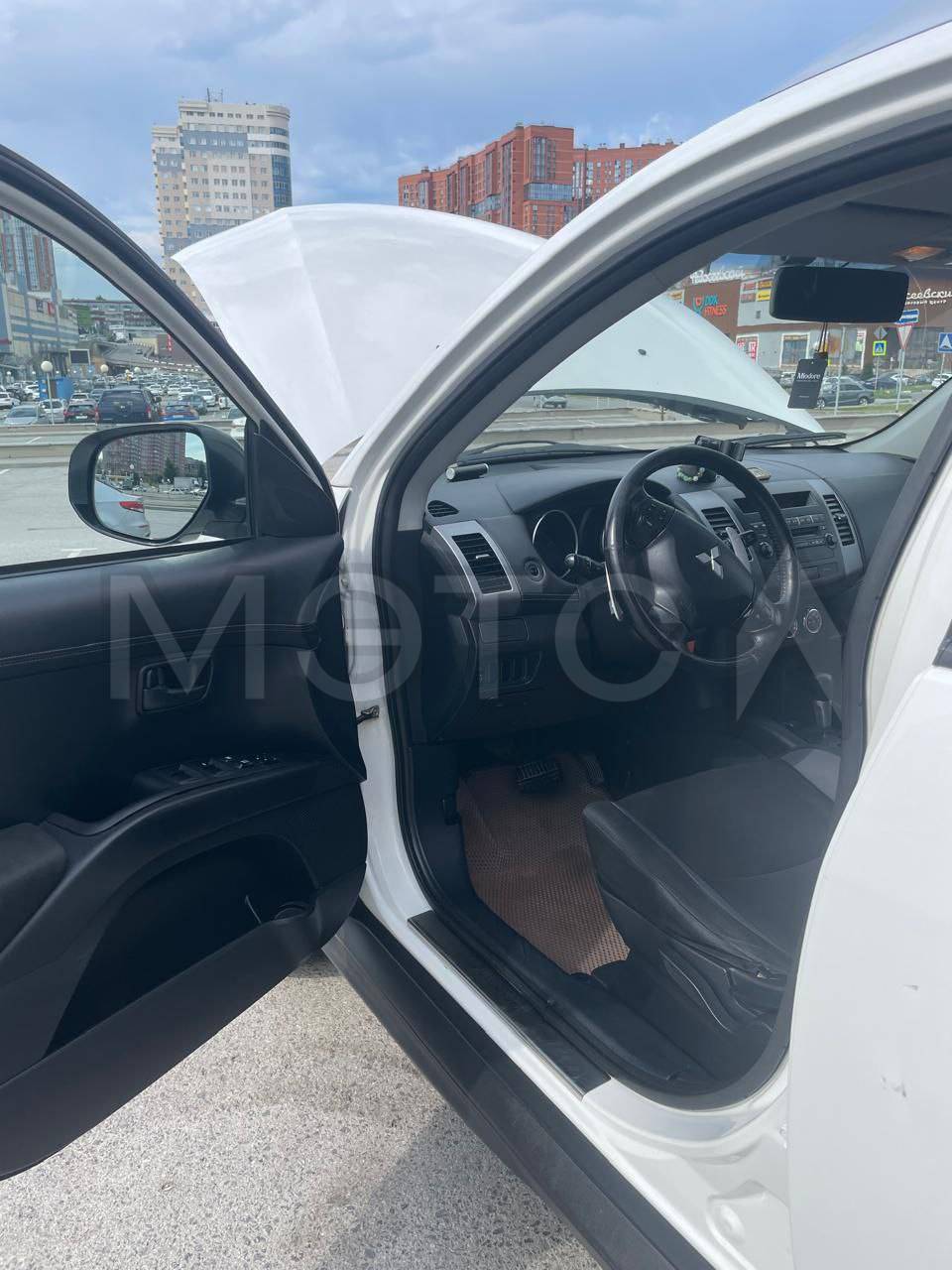 Mitsubishi Outlander, 2010 года, 147 лс, 215000 км, полный привод, АКПП