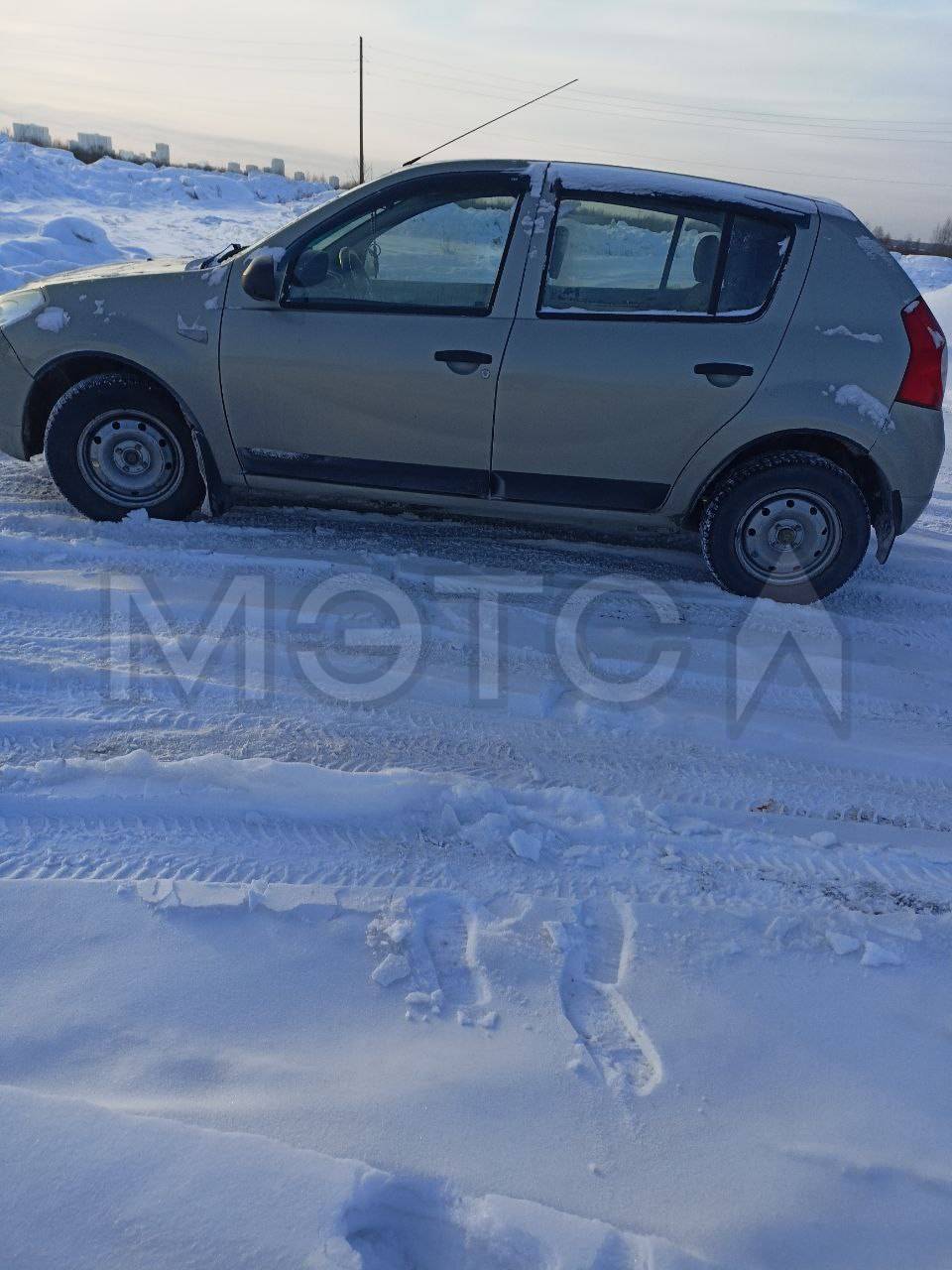 Renault Logan, 2010 года, 75 лс