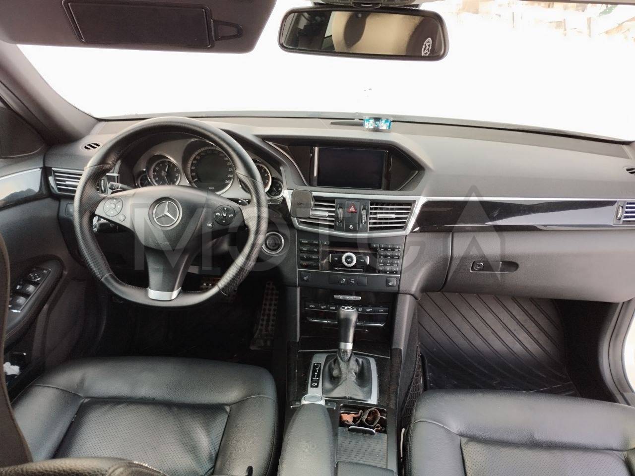 Mercedes-Benz E-Класс, 2010 года, 184 лс, 326791 км, АКПП
