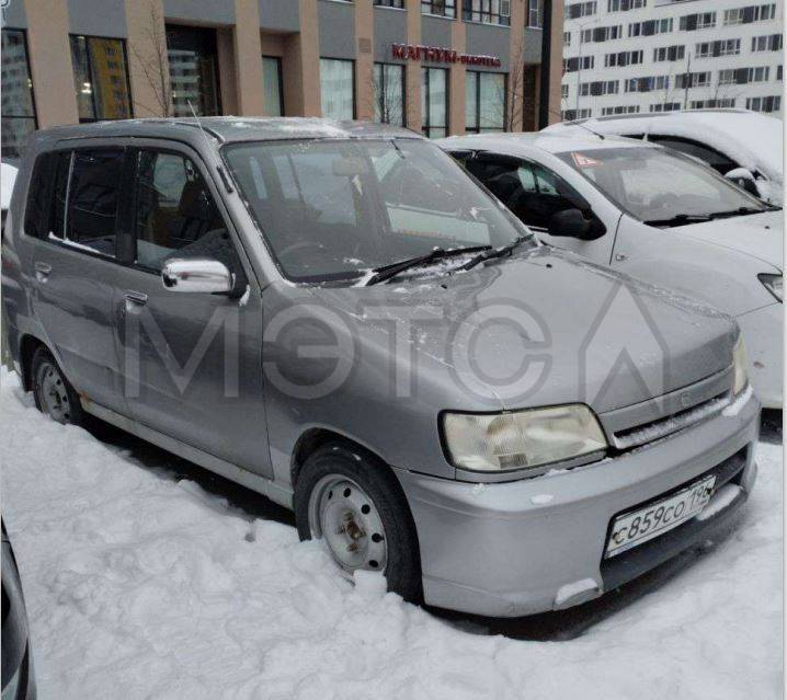 Nissan Cube, 1999 года, 79 лс, 238000 км, АКПП