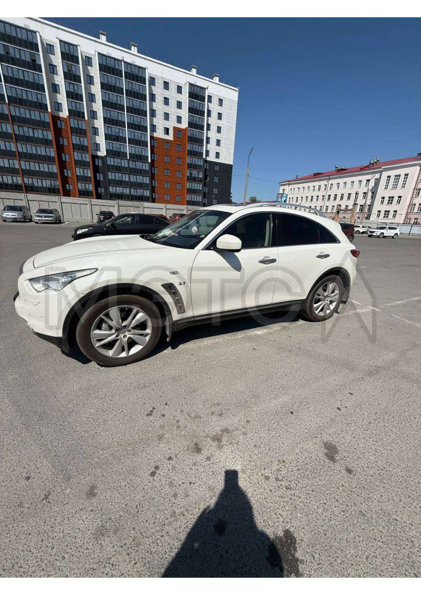 Infiniti QX70, 2017 года, 333 лс, 155526 км, полный привод, АКПП