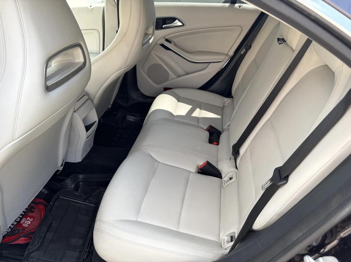 Транспортное средство марки МЕРСЕДЕС-БЕНЦ CLA 250 4 MATIC