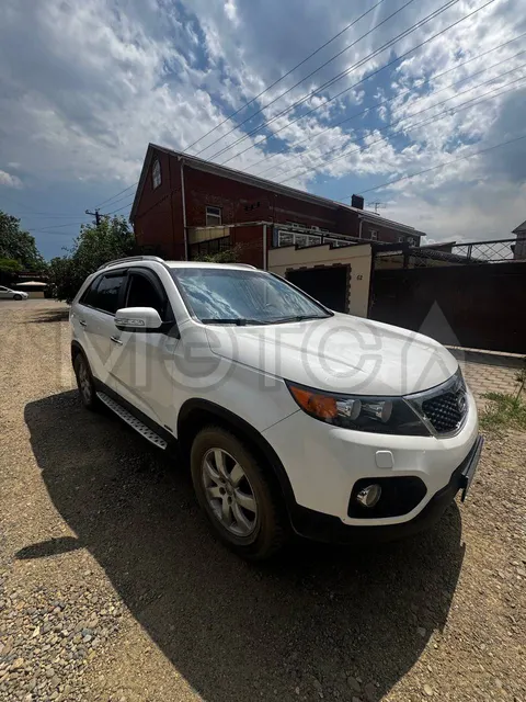 Kia Sorento, 2011 года, 174 лс, АКПП