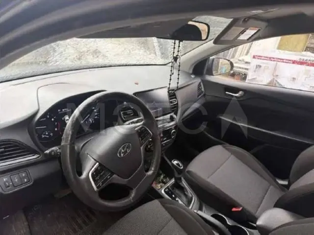 Hyundai Solaris, 2021 года, 123 лс, 275007 км, АКПП
