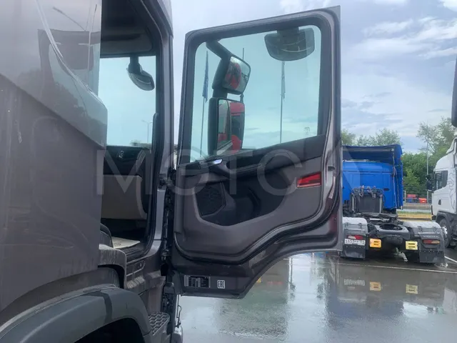 Грузовой тягач седельный SCANIA P440 A6X4HZ, 2018 года