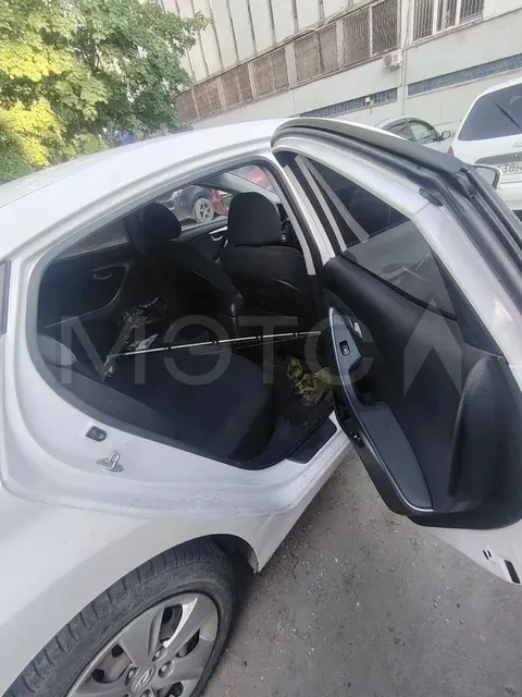 Hyundai Elantra, 2014 года, 132 лс, 156355 км, АКПП