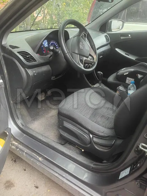 Hyundai Solaris, 2015 года, 107 лс, 160176 км, АКПП