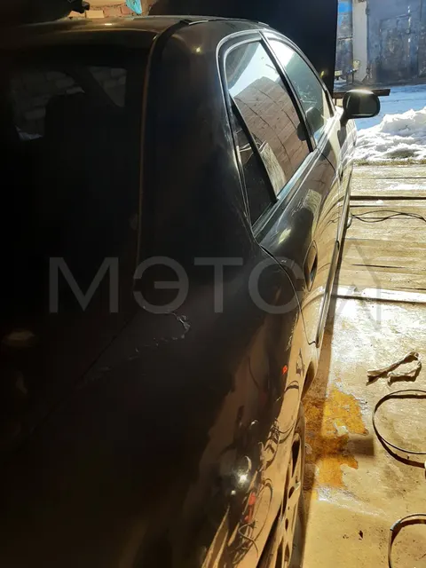 Mitsubishi Carisma, 2000 года, 99 лс