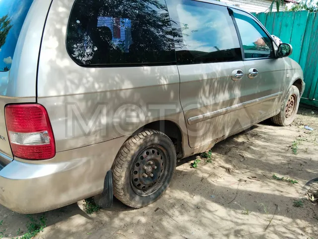 Kia Carnival, 2004 года, 144 лс, 209100 км