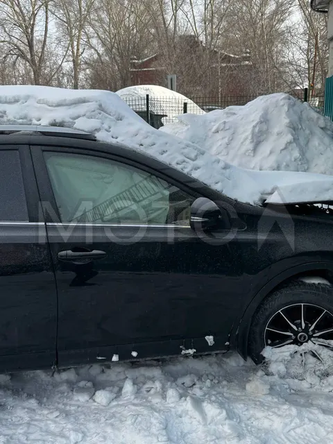 Toyota RAV4, 2014 года, 180 лс