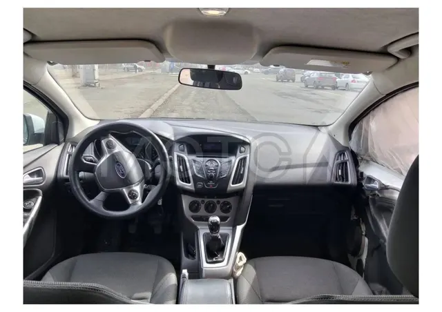 Ford Focus, 2011 года, 125 лс