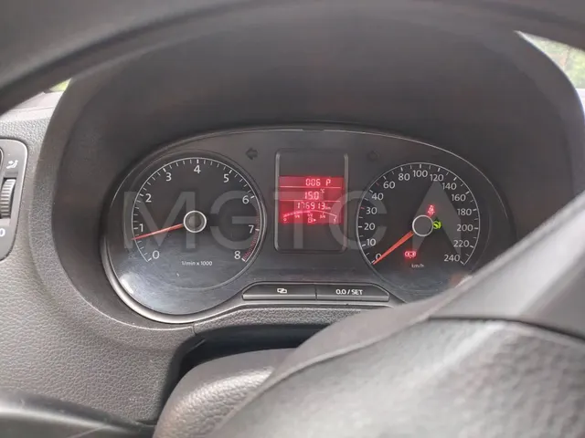 Volkswagen Polo, 2012 года, 105 лс, 177000 км, АКПП