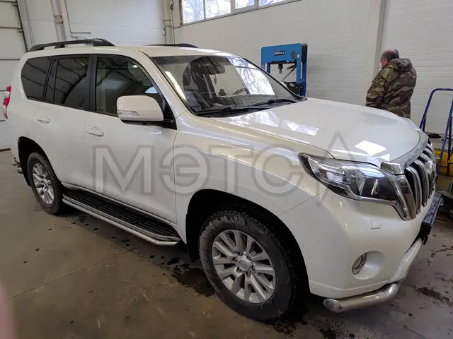Toyota Land Cruiser, 2017 года, 131 лс, 239693 км, полный привод, АКПП