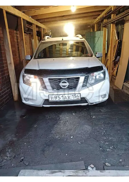 Nissan Terrano, 2014 года, 135 лс, 176990 км, АКПП