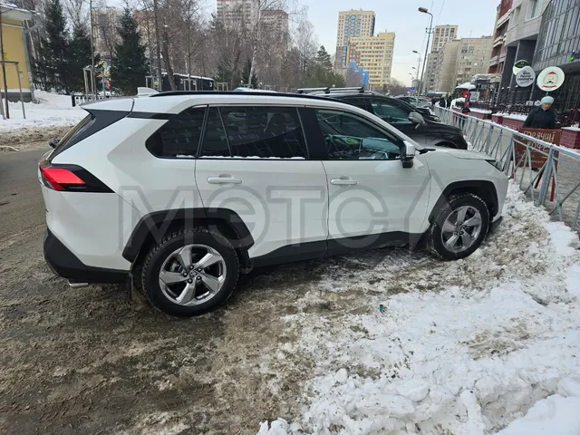 Toyota RAV4, 2019 года, 147 лс, АКПП
