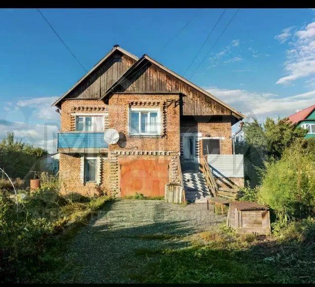 Дом 175 кв.м. и земельный участок 1060+/-11,4 кв.м. в Новокузнецке