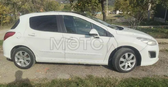 Peugeot 308, 2012 года, 120 лс, 210251 км, АКПП