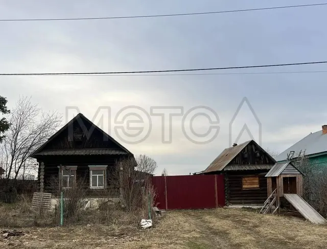2/3 доли дома и 2/3 доли земельного участка в Свердловской обл.