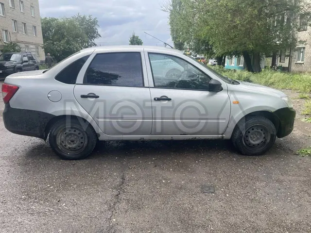 Lada Granta, 2015 года, 87 лс, 150000 км, АКПП